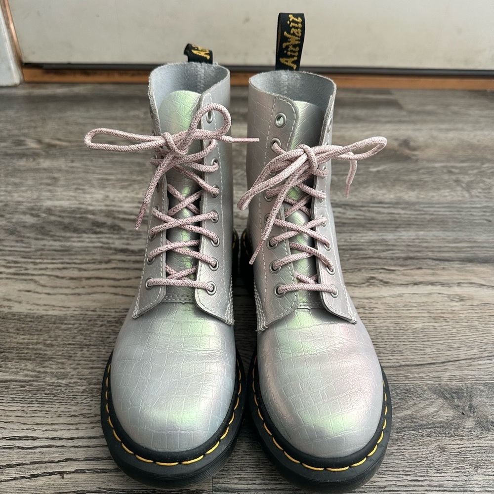 Rare Doc Dr Marten Pink Iridescent Crock Pascal 1460 Lace Up Boots 7 Womens - Picture 4 of 10